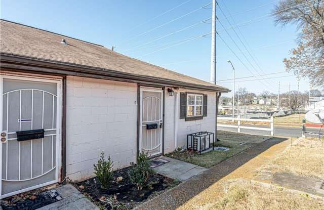 235 Walnut Street NW unit: E photos photos 235 Walnut Street NW unit: E photos photos