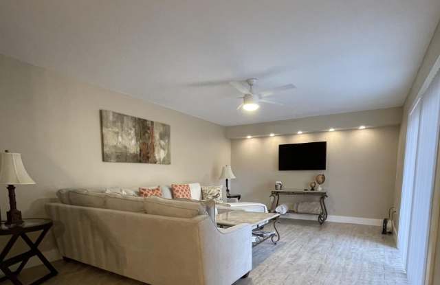 2531 25th Court Gallery 4