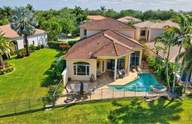 17739 Lake Azure Way Gallery 2