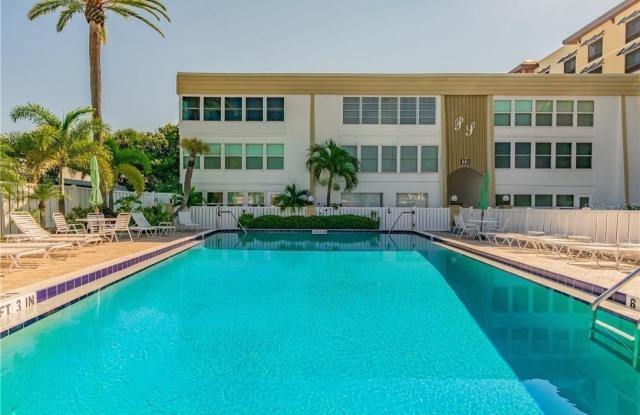 661 POINSETTIA AVENUE - 661 Poinsettia Avenue, Clearwater, FL 33767