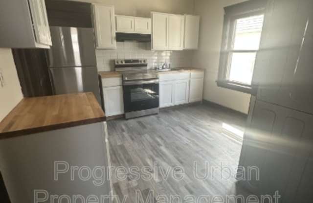 3802 Poe Avenue - Upstairs & 3rd Floor Gallery 4