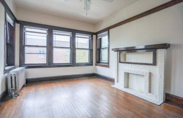 1535 West Cornelia Ave. photos photos