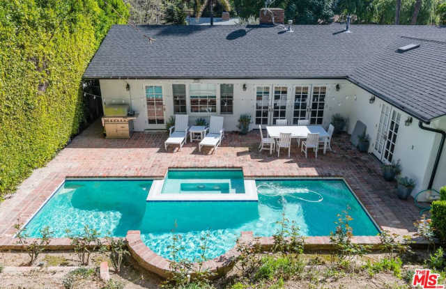 3715 WOODCLIFF Road Gallery 3