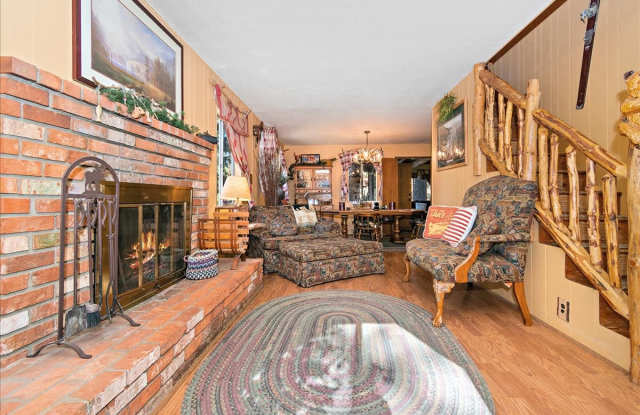 420 Sheridan Drive photos photos
