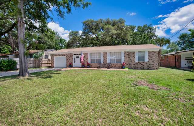 Fully Furnished Home Just Outside NAS Pensacola Available Now! photos photos