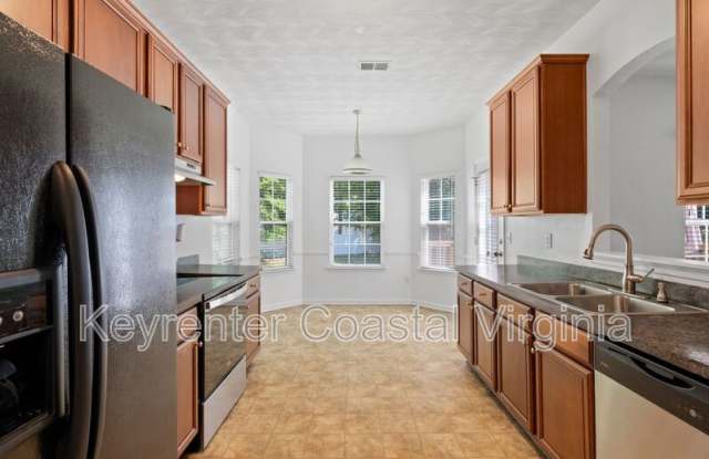 16221 Farah Ct Gallery 3