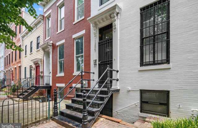 1205 4TH Street NW Gallery 2