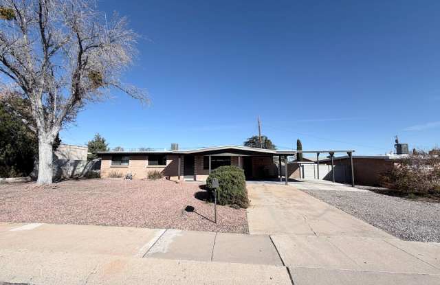 3BR/2BA with Carport 1,958 sq.ft. rental in Sierra Vista, AZ photos photos