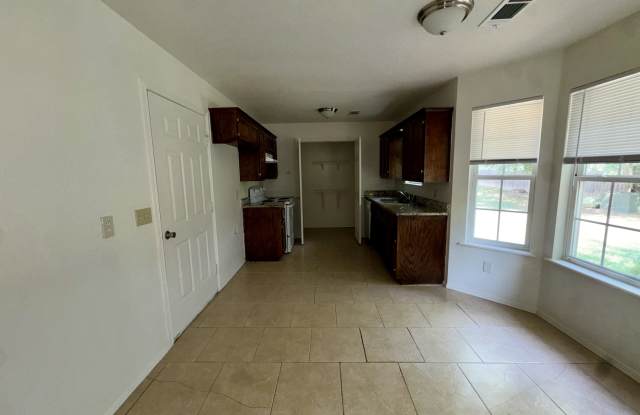 128 Lanita Circle Gallery 3