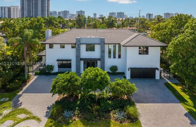 461 Poinciana Dr Gallery 3