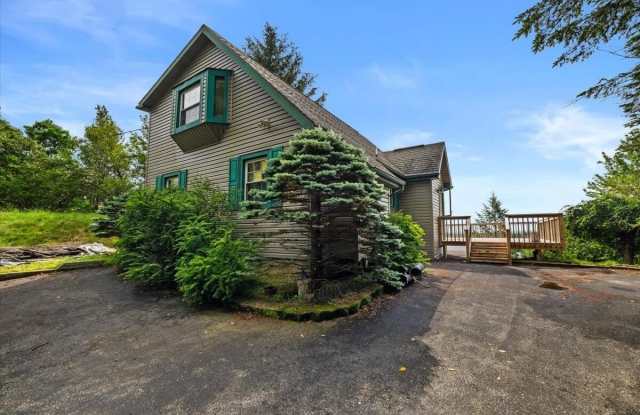 605 Clearview Drive S photos photos