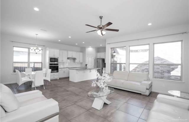 5312 Escondido Gallery 4