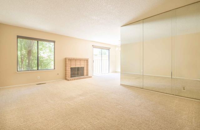 Excellent 3 Bed 2.5 Bath Town Home! - 2036 Stone Pine Court, Santa Clara, CA 95050