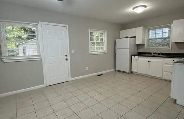 2 Bed, 2 Bath in Atlanta! Gallery 4