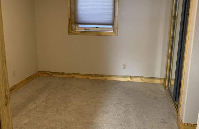 918 South 3rd Street - ½ Gallery 4