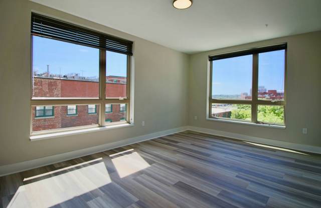 Main2525 Gallery 3