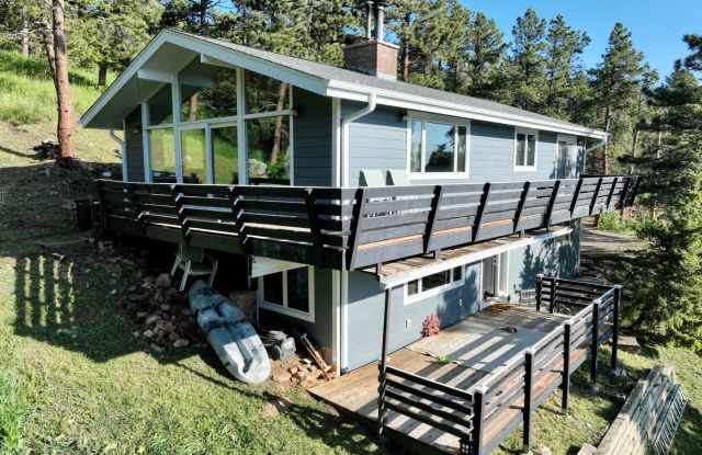 Remodeled Custom Mountain Home. Space, Privacy, Natural Beauty, Views! photos photos