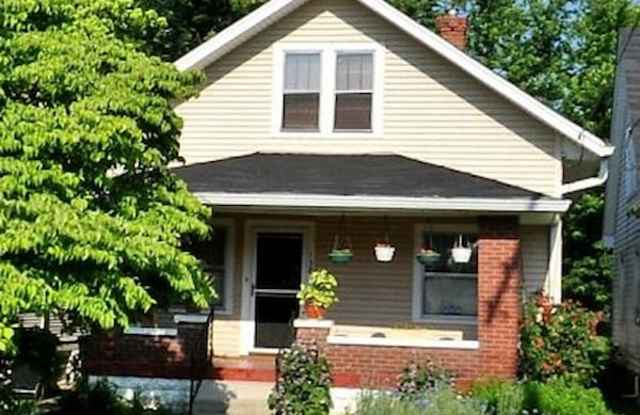 138 N 38th St photos photos