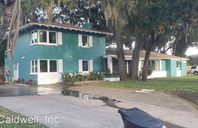 2644 49th St S - 2644 49th Street South, Gulfport, FL 33707