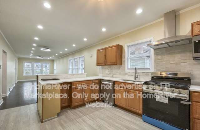 10046 S Perry Ave photos photos