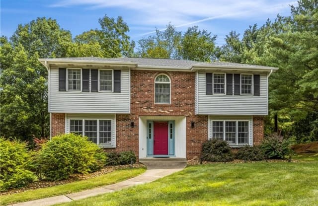 451 Tyburn Dr - 451 Tyburn Drive, Allegheny County, PA 15090