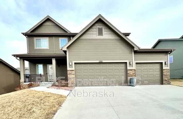 5121 N 181st St photos photos
