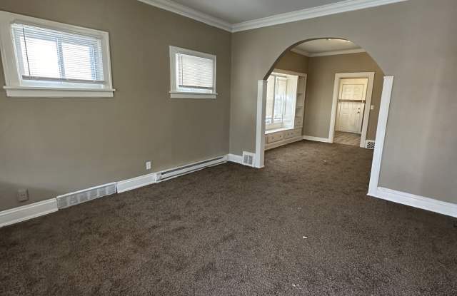 11422 Parkview Avenue Gallery 2