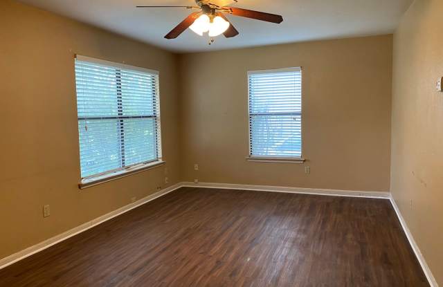 2 BEDROOM, 2 BATH CENTRAL BELTON Gallery 3