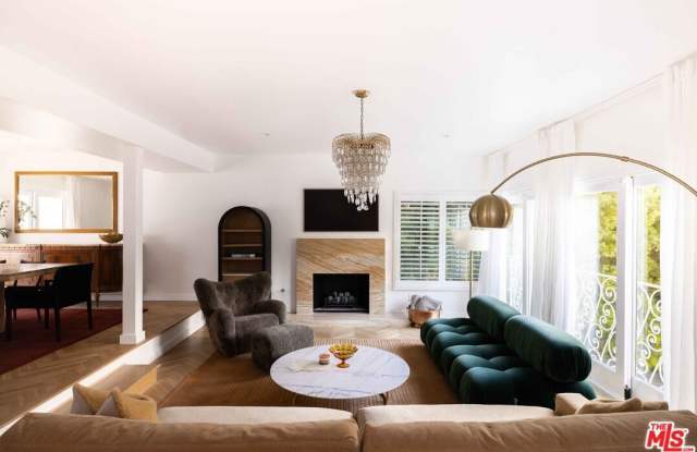 9809 Beeson Dr photos photos