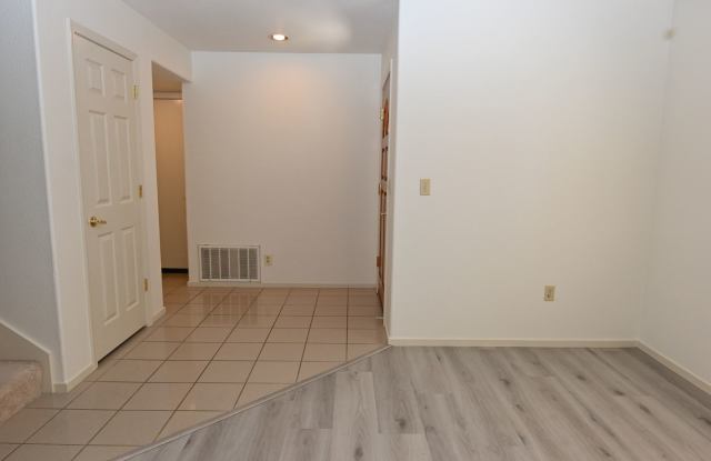 3 bed 2.5 bath 2 story home in gated community! This is a pet-friendly home! 1105 Vista Pointe Circle San Ramon Gallery 4