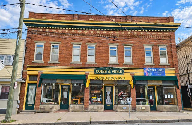 412 W Lackawanna Avenue Gallery 1