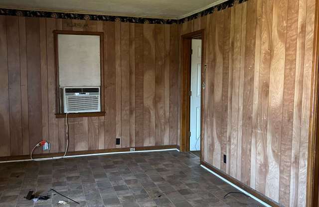 1908 Poplar Street - A Gallery 4