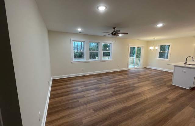 Long-Term Rental in Manteo – 3BR/2BA Modern Home with Spacious Yard photos photos