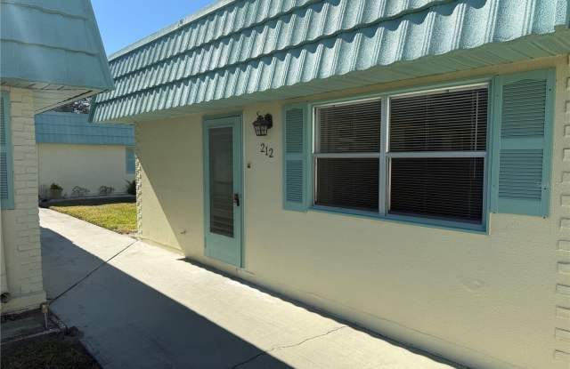 101 CAMBRIDGE TRAIL photos photos