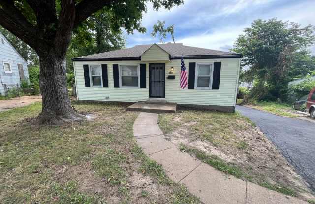 Freshly Renovated Two Bedroom Home Coming Available! photos photos