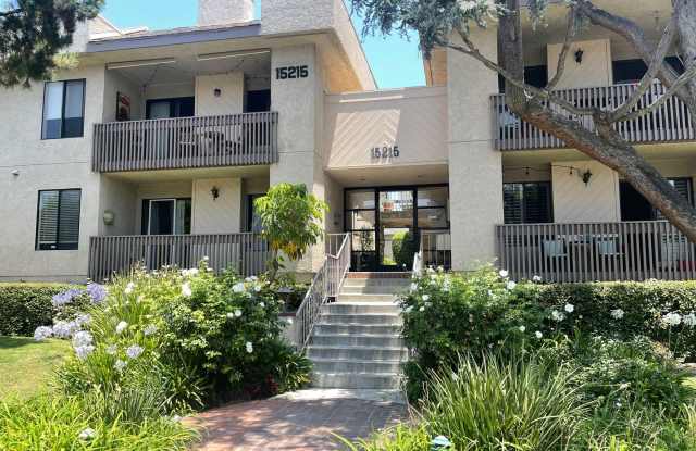 SHERMAN OAKS!!!: FANTASTIC 2 BEDROOM + 1 1/2 BATHROOM CONDO! photos photos
