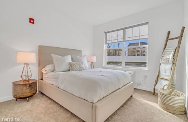 481 Paterson Ave - 481 Paterson Avenue, Carlstadt, NJ 07072