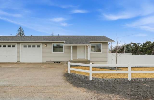 3440 North Huetter Road - 1 photos photos