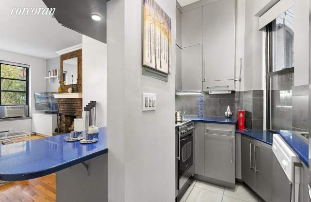 433 WEST 24TH STREET Gallery 2