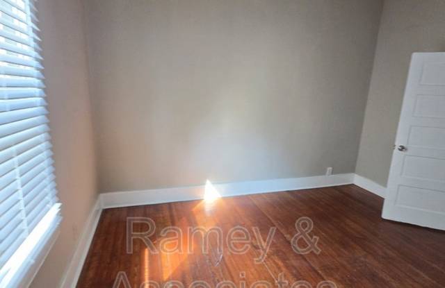 4106 S 2nd Street Gallery 3