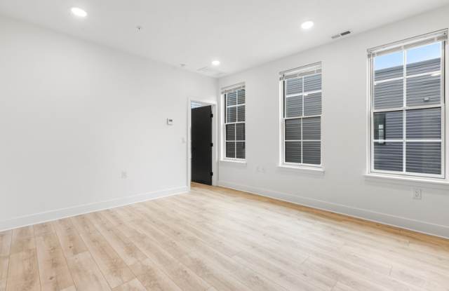 943 Washington Avenue photos photos