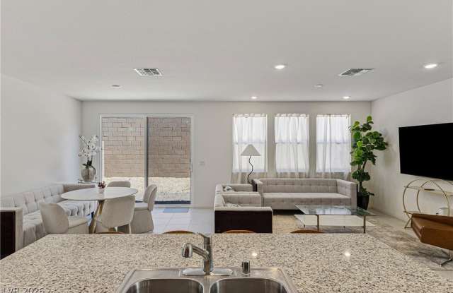 10034 Sir Atlas Court photos photos