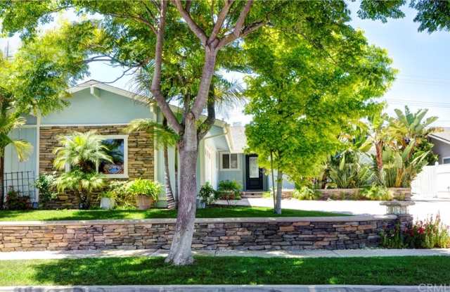 5911 Finecrest Drive Gallery 2