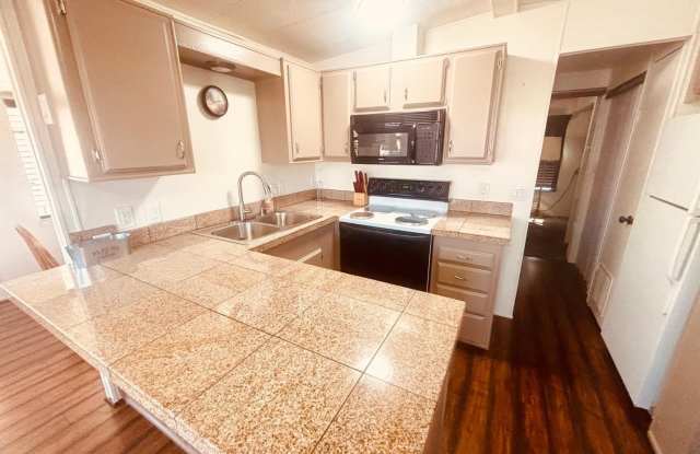 8865 E Baseline Road Gallery 4
