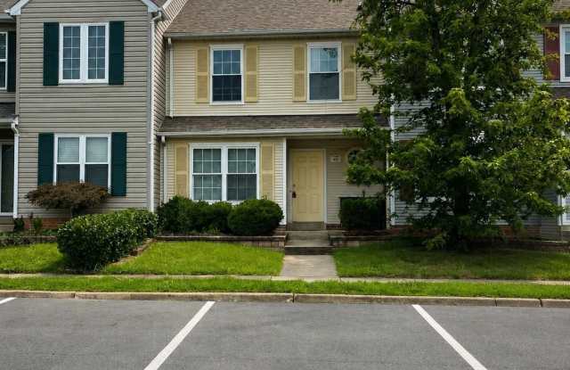 405 WINDSOR RIDGE Court Gallery 1