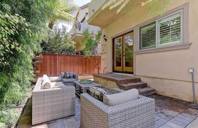 1718 Stanford Ave photos photos