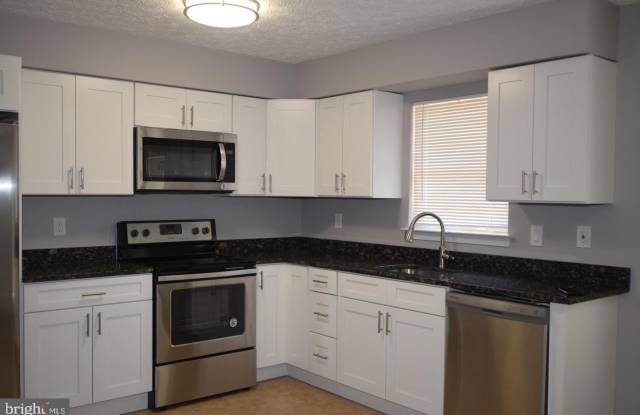 11804 MAREN COURT Gallery 4