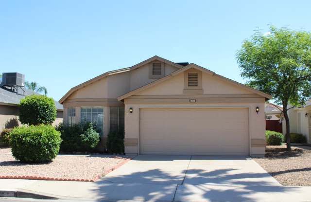 3033 E SIESTA Lane - 3033 E Siesta Ln, Phoenix, AZ 85050