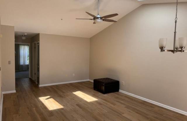 140 Potomac Dr Gallery 3
