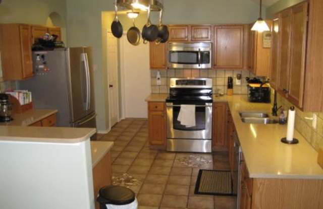 1109 QUIET CREEK DR Gallery 4
